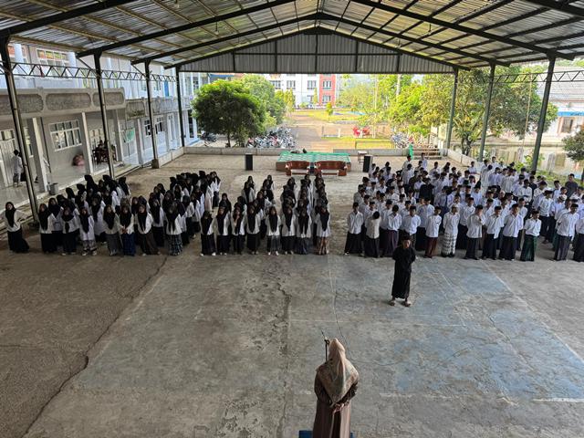 Giat Lomba dalam rangka Memperingati Hari Santri Nasional Tahun 2025 Giat Lomba dalam rangka Memperingati Hari Santri Nasional Tahun 2025
